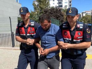 Hem Çaldı Hem De “Yanımda Mıydın” Diye Tepki Gösterdi