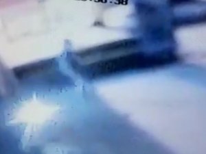 Eski Kocasının İş Yerini Yaktı, Sonra Oturup İzledi