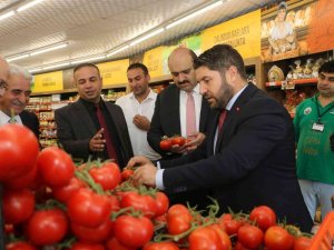 Türkiye’nin En Ucuz Salkım Domatesi Aziziye’de