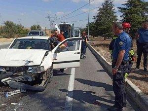 Konya’da Zincirleme Trafik Kazası: 3 Yaralı