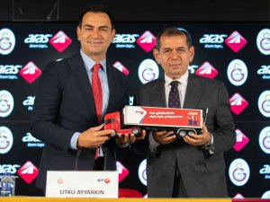 Dursun Özbek: “Aras Kargo Dünyanın Tanıdığı Bir Kurum”