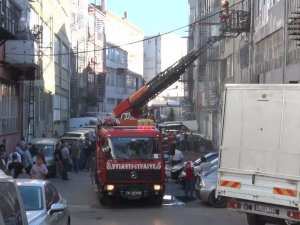 Kağıthane’de Boya İmalathanesinde Yangın Paniği