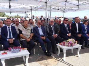 Silivri’de Çiftçilere Kanola Tohumu Dağıtıldı