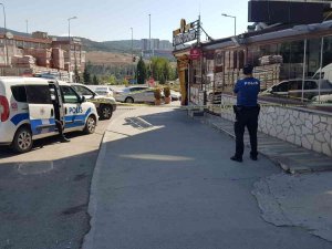 Tartıştığı Husumetlisini Tabancayla Vurdu
