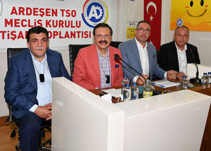 TOBB Başkanı Hisarcıklıoğlu Pazar ve Ardeşen TSO’yu Ziyaret Etti