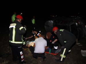Manisa’da İki Otomobil Çarpıştı: 2 Yaralı