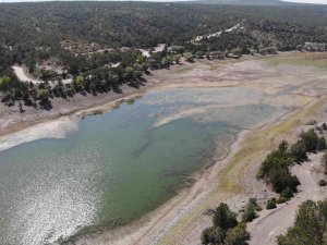 1 Yılda 100 Bin Metreküp Su Kaybeden Musaözü Barajı Kuraklıkla Boğuşuyor