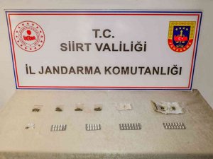 Siirt’te Bir Araçta Yapılan Aramada Uyuşturucu Madde Ele Geçirildi