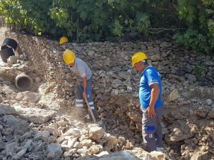 Büyükşehir’den Ürünlü’de Yağmur Suyu Çalışması