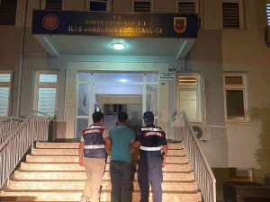 Antalya’da Telefon Faresi Jandarmadan Kaçamadı