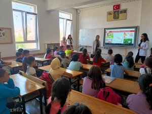 Hisarcık’ta İlk Ve Ortaokul Öğrencilerine İlk Yardım Eğitimi