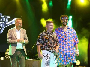 Ataşehir’de Sefo İle Sosyal Medya Fenomeni Fevzi Aynı Sahnede Buluştu