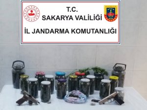 Jandarmadan Uyuşturucuya Geçit Yok: 2 Gözaltı
