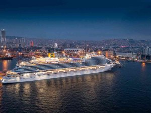 İ̇zmir’in Kruvaziyer İddiası Büyüyor