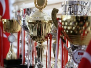 Asü’lü Sporcular 2021-2022 Sezonunda 26 Madalya Kazandı