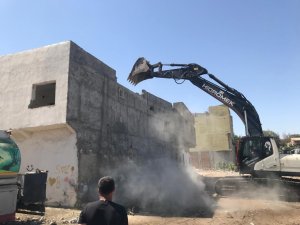 Batman’da Yıkım Kararı Alınan Son Bina Da Yıkıldı
