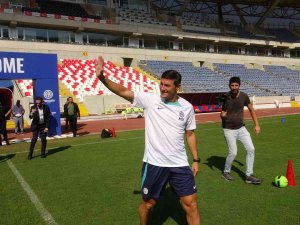 Zanetti: "Yeni Gençlerle Türk Milli Takımının Çok Güzel Şeyler Yapacağına İnanıyorum"