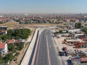 Konya’da Abdülhamid Han Caddesi Köprüyle Birinci Ve İkinci Etabı Birbirine Bağlanıyor