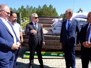 20 Çiftçiye 100’er Kilogram Zeron Buğdayı Dağıtıldı