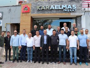 Erdemir Caddesi Esnaflarından Başkan Keleş Ve Ekibine Sıcak Karşılama