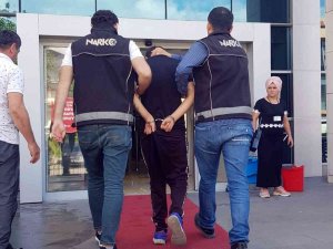 Uyuşturucu Operasyonlarında 8 Kişi Gözaltına Alındı