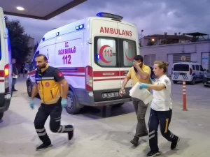 İ̇ş Yerini Basıp Patronu Ve Oğlunu Bıçakladı, O Anlar Kamerada