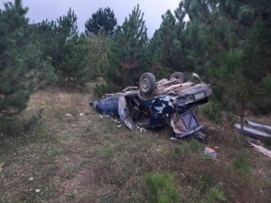 Sürücüsünün Direksiyon Hakimiyetini Kaybettiği Araç Devrildi