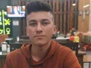 Mersin’de Kamyonet İle Motosiklet Çarpıştı: 1 Ölü