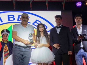 Erdemli Belediyesi Kurs Merkezlerinin Başarısı Ödül Getirdi