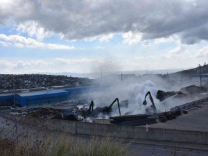 Üç Gündür Yanıyor, İşte Çevreye Zararı