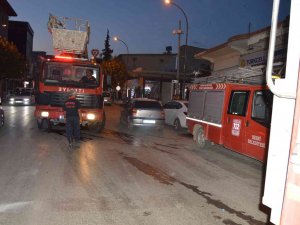 İ̇ş Yerinde Çıkan Yangın Korkuttu