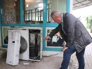 Şehit Aileleri Vakfı Binasında Pes Dedirten Hırsızlık