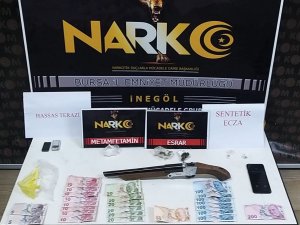Polis Ekiplerinden Operasyon: 7 Tabanca Ele Geçirildi