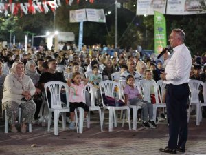 Sultangazi Belediye Başkanı Dursun ’Sinema Akşamları’nın Keyfini Vatandaşlarla Paylaştı