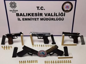 Balıkesir’de 52 Kilo Esrar Ele Geçirildi