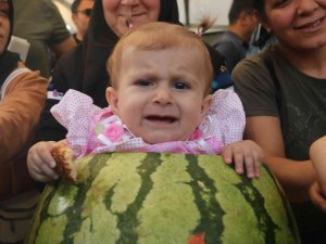 Develerle Sokaklarda Taşındı, Diyarbakır 12. Karpuz Festivalini Coşkuyla Kutladı