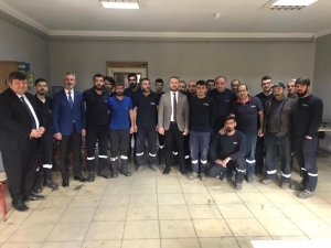 Özçelik İ̇ş Sendikası Rolmak İle Ti̇s İmzaladı