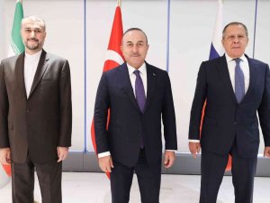 Bakan Çavuşoğlu, Rus Mevkidaşı Lavrov Ve İ̇ranlı Mevkidaşı Abdullahiyan İle Bir Araya Geldi