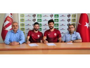 İnegölspor’da Çifte İmza