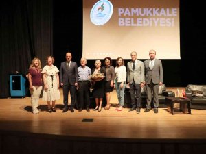 Pamukkale Belediyesi’nden Anlamlı Tiyatro