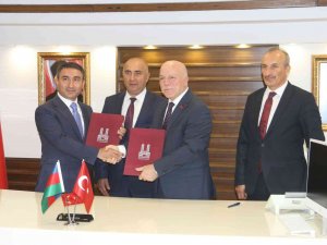 Erzurum İle Azerbaycan Kenti Şuşa ’Kardeş Şehir’ Oldu