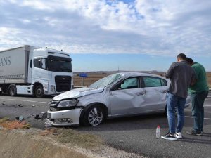 Lastiği Patlayan Otomobil Takla Attı, Yabancı Uyruklu Sürücüsü Yaralandı