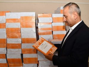 Akbaş, “Bakanlığımız Yardımcı Kaynak Kitapları Haricinde Başka Bir Kaynak Okullarımıza Girmeyecektir”