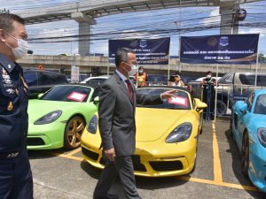 Tayland’da 26 Kaçak Lüks Araca El Konuldu