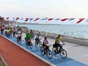 Mersin’de Bisikletseverler ’Bisiklet Turu’nda Buluştu