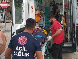 Otomobilin Çarptığı Kadın Yaralandı