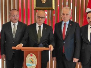 Bakan Kirişci; “Marmaris’teki Yangında 500 Hektar Alan Zarar Gördü”