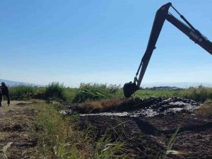 Hamzabeyli’de Üreticileri Rahatlatan Çalışma