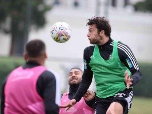 Beşiktaş’ta Derbi Hazırlıkları Sürüyor