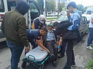 Bisikletten Düşen Yaşlı Adam Ölümden Döndü